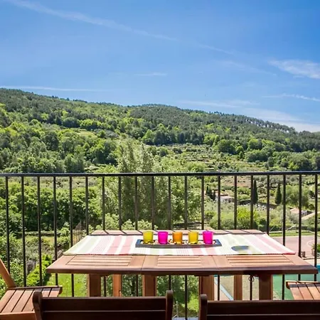 Apartamento Turistico Sinuhe * Gata